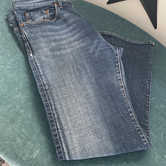 Guess Blue Jeans Slightly Distressed 36”W X 32”L - Picture 3 of 7